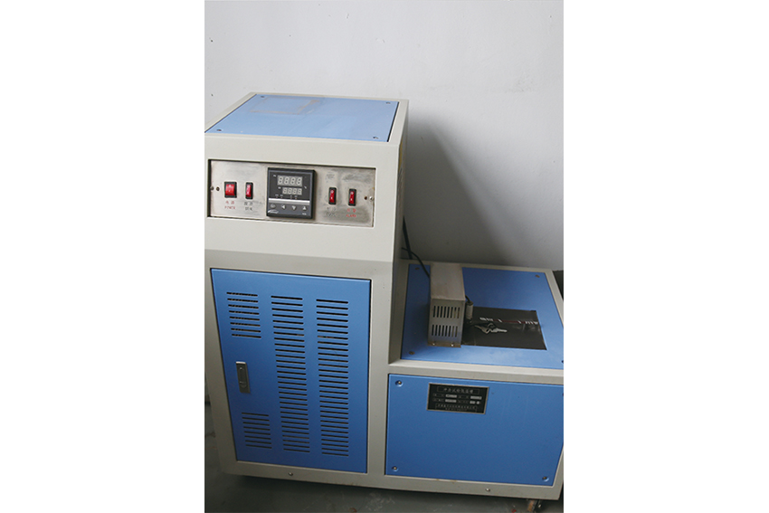 低溫試驗設(shè)備.jpg